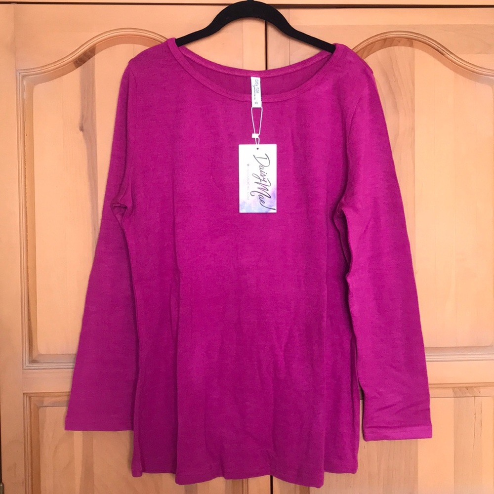 Daisy Mae tunic with cute buttons down the back.